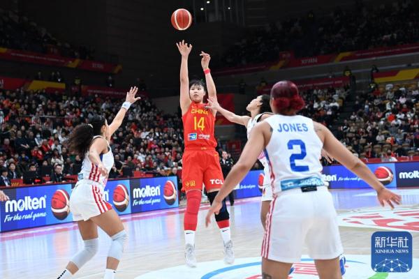 篮球｜2024国际篮联奥运女篮资格赛：中国队胜波多黎各队