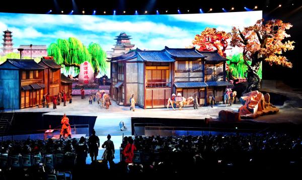 西安:会“跑”的实景演艺 展现古丝路文化 西安:会“跑”的实景演艺 展现古丝路文化