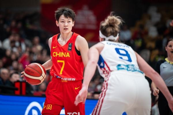 资格赛2胜1负，中国女篮成功晋级巴黎奥运会正赛