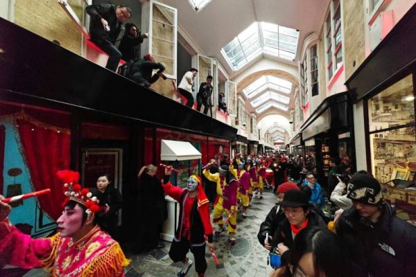 不止“快闪”! 龙年国家级非遗英歌首秀伦敦