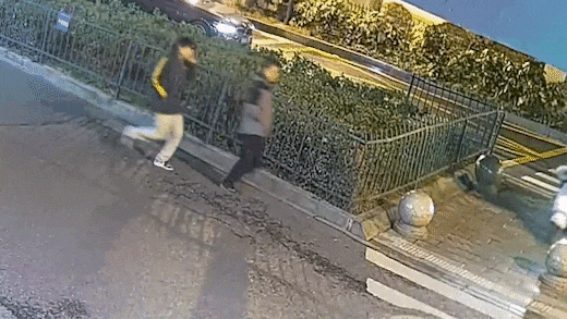 老人刚取了10000多元准备发红包，结果…