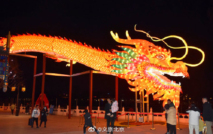 什刹海百米长龙花灯拉满节日气氛