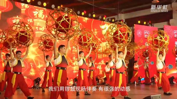 浙江海盐:非遗滚灯闹新春 浙江海盐:非遗滚灯闹新春