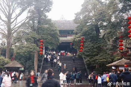别跑空！都江堰景区发布客流量红色预警