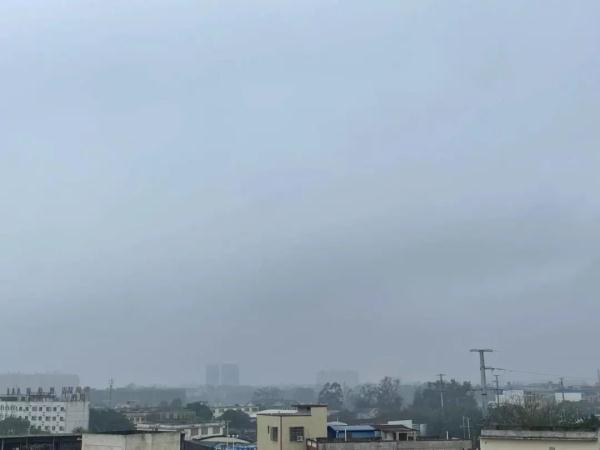 冷空气和暖湿气流排队“拜年”，广西接下来的天气......