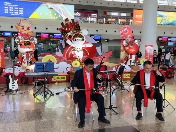 91773人次!厦门机场单日旅客吞吐量再创新高 91773人次!厦门机场单日旅客吞吐量再创新高