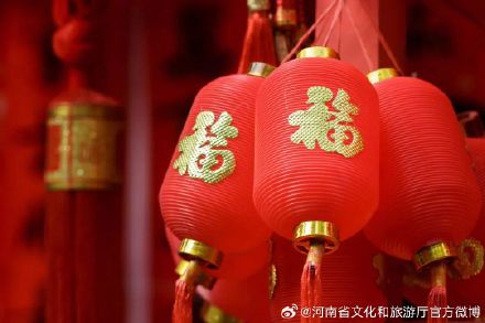 春节期间，郑州各大公园张灯结彩超好逛