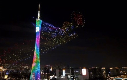 “广州过年花城看花”，2024架无人机在羊城上空与城市夜景交相辉映！