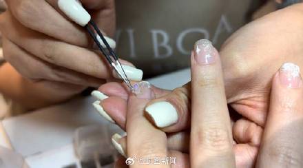 春节做美甲前建议问清隐形消费