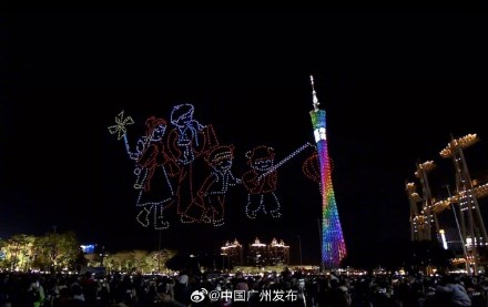 “广州过年花城看花”，2024架无人机在羊城上空与城市夜景交相辉映！
