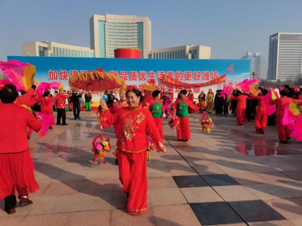 山东潍坊举办“贺新春”风筝放飞活动 山东潍坊举办“贺新春”风筝放飞活动