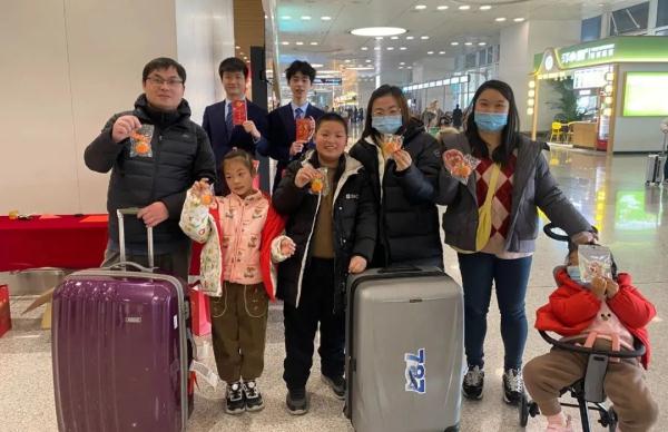 91773人次!厦门机场单日旅客吞吐量再创新高 91773人次!厦门机场单日旅客吞吐量再创新高