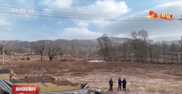 砂涌过后的金田村 记者探访板房里的特殊家庭