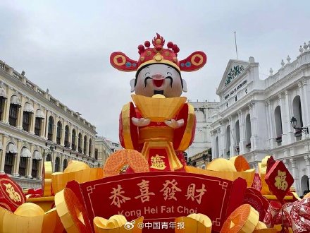 珠海各口岸春节迎来出入境“双向”客流高峰，跨境过年成新风尚