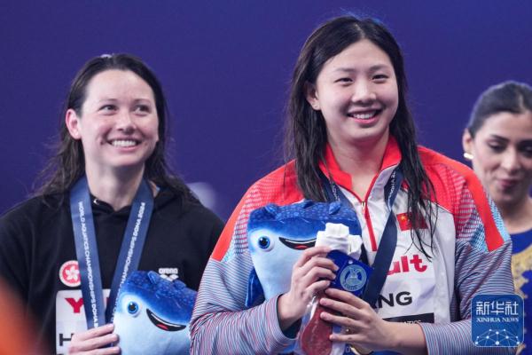 游泳世锦赛丨唐钱婷获女子100米蛙泳冠军