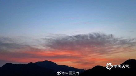 红云当头鸿运来！北京橙粉朝霞为冬添彩