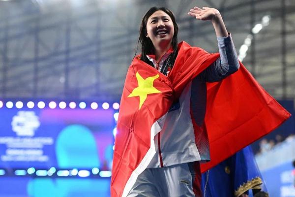 时隔21年中国姑娘再夺金！唐钱婷获世锦赛100米蛙泳冠军