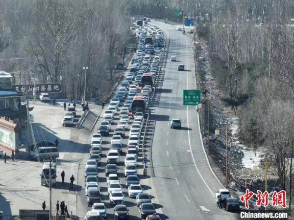 五台山景区发公告：即刻停止售票