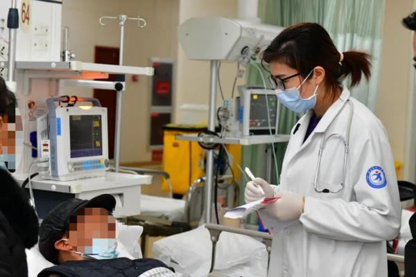 警惕！阜阳34岁吴女士凌晨送医，严重可危及生命！医生提醒：危险！这几点注意……