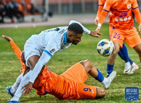 亚冠丨山东泰山不敌川崎前锋