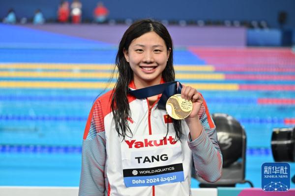 游泳世锦赛丨唐钱婷获女子100米蛙泳冠军