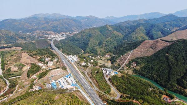 3万亩竹海的带旺的马安村 3万亩竹海的带旺的马安村