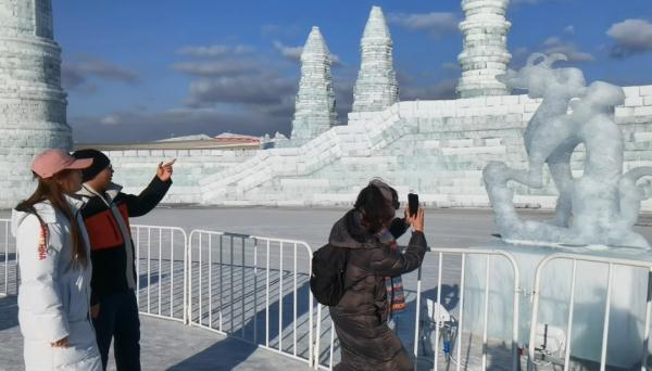 “一年又一年”冰雪消融之美背后，是无数人的默默付出与“期待再见”