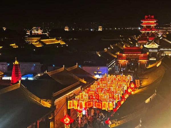 图话丨过大年，赏民俗，看花灯