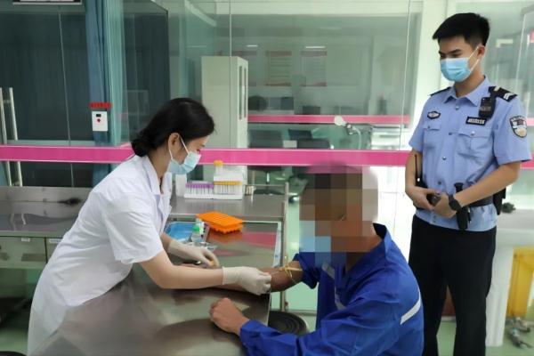 三亚强制隔离戒毒所民警陈斯华的别样“团圆”｜新春走基层