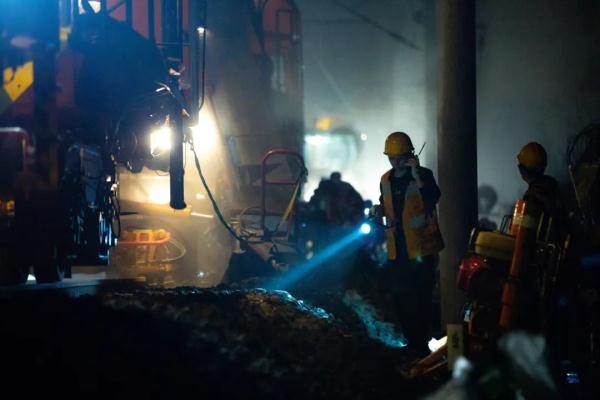 “开龙口”是啥意思?这得问咱们铁路人! “开龙口”是啥意思?这得问咱们铁路人!