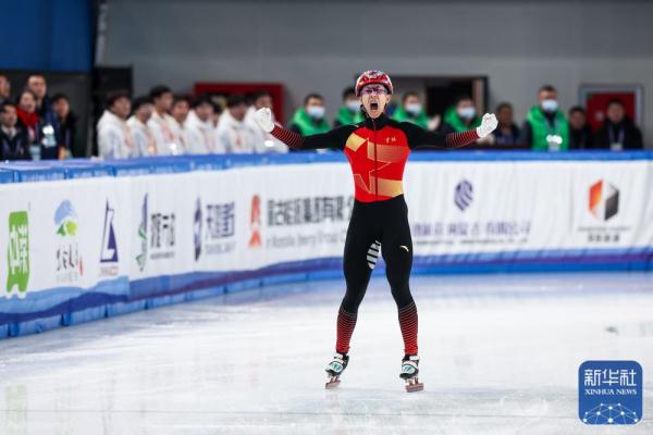 全冬会丨短道速滑公开组男子1500米:孙龙获得冠军 全冬会丨短道速滑公开组男子1500米:孙龙获得冠军