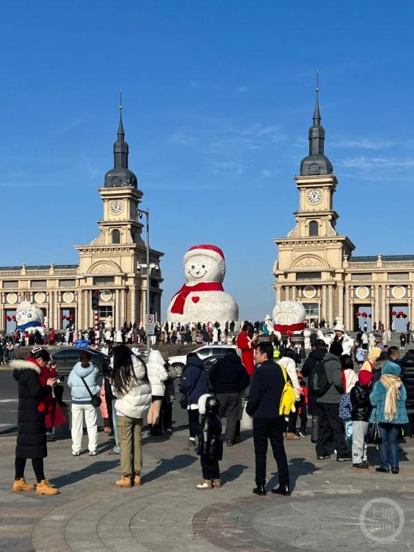 雪乡冰雪大世界等多个景区因气温升高闭园 雪乡冰雪大世界等多个景区因气温升高闭园