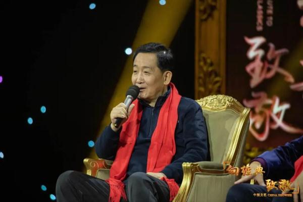过年的正确打开方式：看电影《过年》剧组重聚
