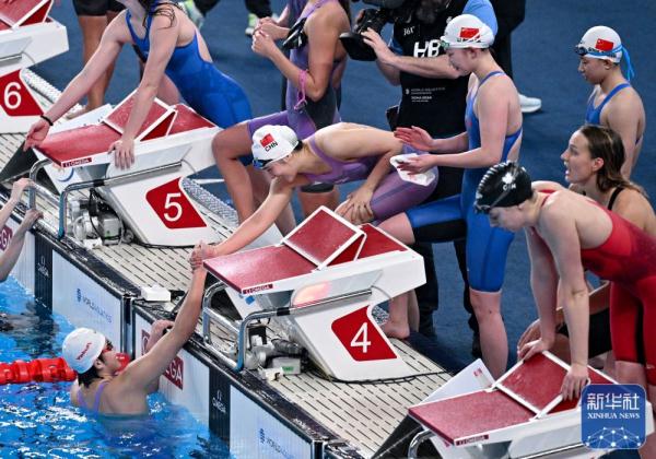游泳世锦赛丨女子4x200自由泳接力:中国队夺冠 游泳世锦赛丨女子4x200自由泳接力:中国队夺冠