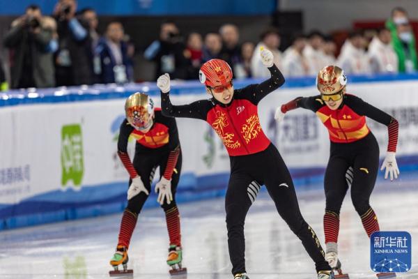 全冬会丨短道速滑公开组女子1500米:臧一泽获得冠军 全冬会丨短道速滑公开组女子1500米:臧一泽获得冠军