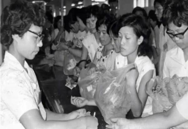 陪伴上海人68年，淮海路上知名商场元宵节后闭店