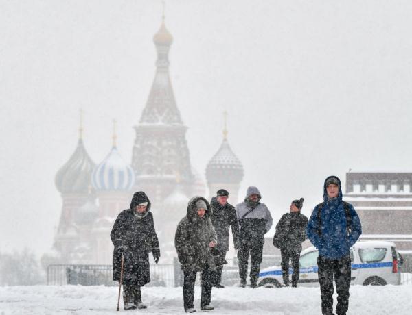 莫斯科遇强降雪