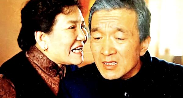 过年的正确打开方式：看电影《过年》剧组重聚