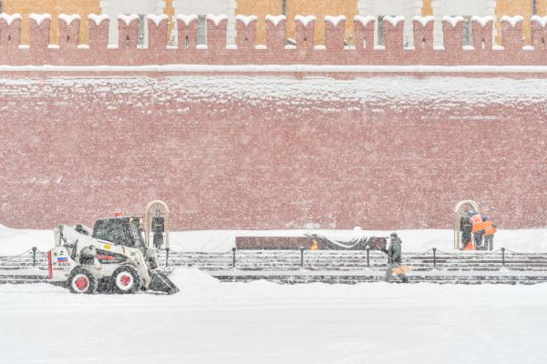 莫斯科遇强降雪