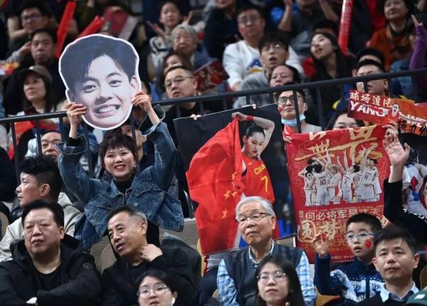 看球过大年,古都新年俗 看球过大年,古都新年俗