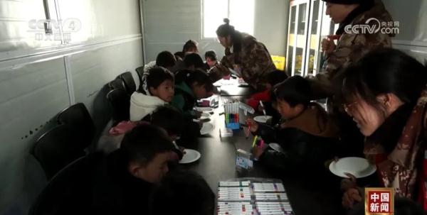 地震后的积石山县康吊村：重建家园 温暖过年