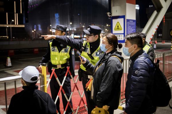 上海迎返程大客流,凌晨到达旅客如何安置? 上海迎返程大客流,凌晨到达旅客如何安置?