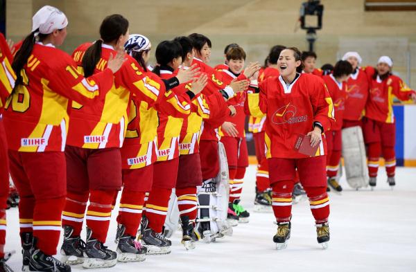 无冰之城何以笑傲冰场？