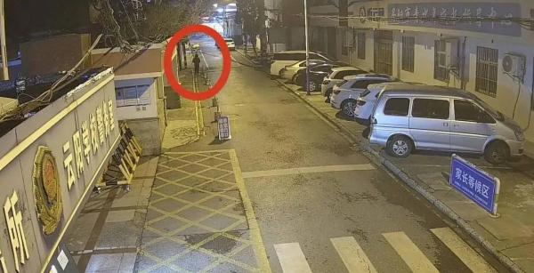 家里进了小偷！镇江一女子深夜与盗贼遭遇！