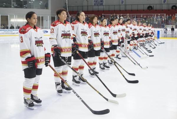 无冰之城何以笑傲冰场？