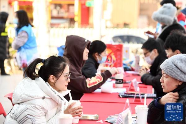 春风送岗惠民生 春风送岗惠民生