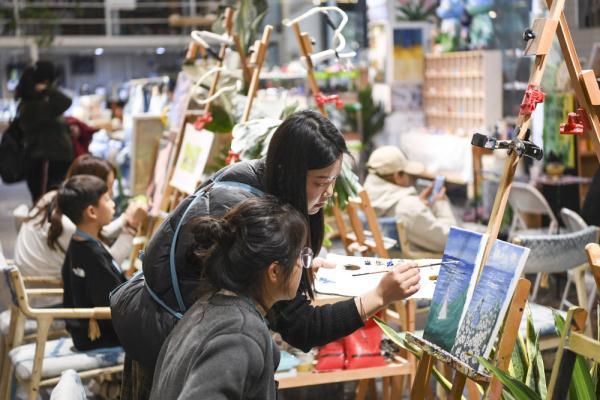 新春走基层丨重庆：城市更新让老街旧巷焕发新活力
