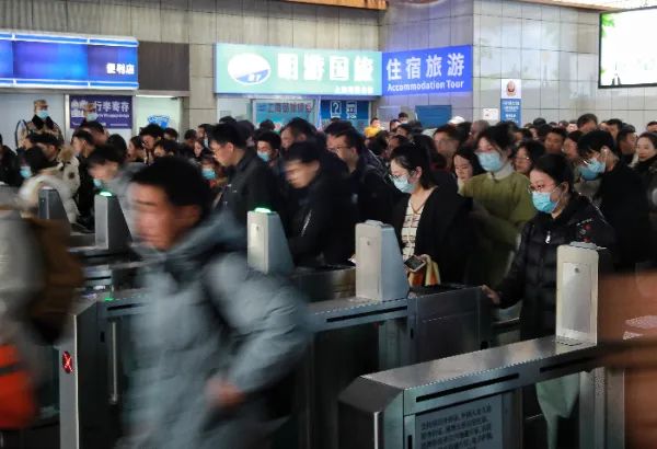 75.4万人次！铁路上海站“到客”纪录刷新