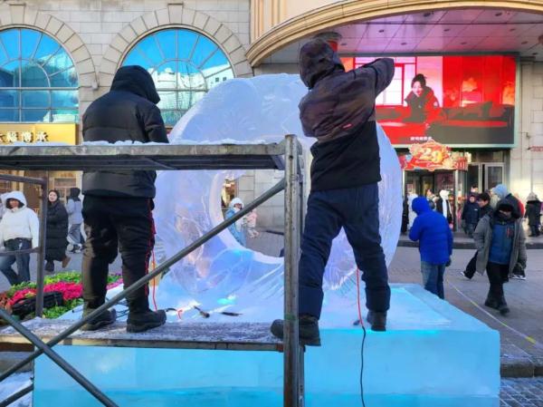 哈尔滨冰雕雪塑的前世今生 | 一期一会的限定版冰雪童话,从此相约四季 哈尔滨冰雕雪塑的前世今生 | 一期一会的限定版冰雪童话,从此相约四季