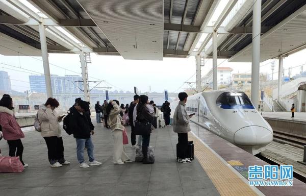 春运返程客流最高峰！贵阳三大火车站预计今日发送14.3万人